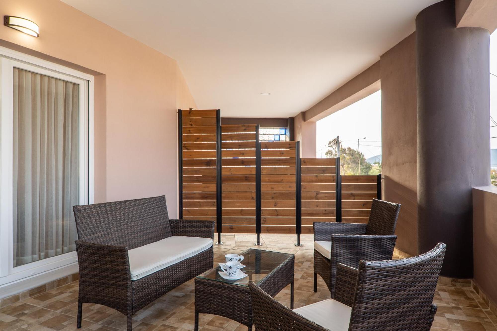 Semiso Beach Suites Kournás Exterior foto